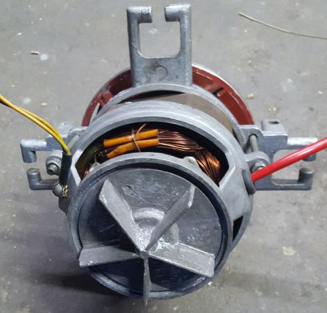 ms-7n_motor_roman_mosogep4.jpg